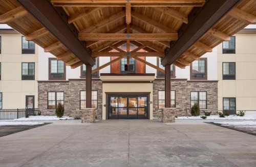 Gaylord Hotel | MainStay Suites Gaylord