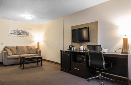 South Hills Hotel | MainStay Suites Pittsburgh Airport