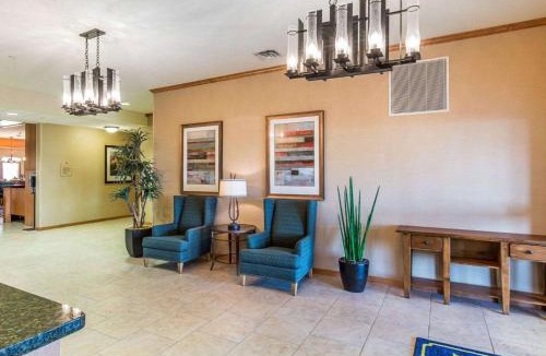 Sidney Hotel | MainStay Suites Sidney - Medical Center