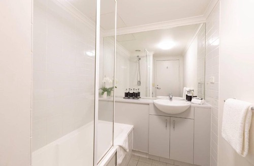 Williamstown Hotel | MainStay Suites Williamstown