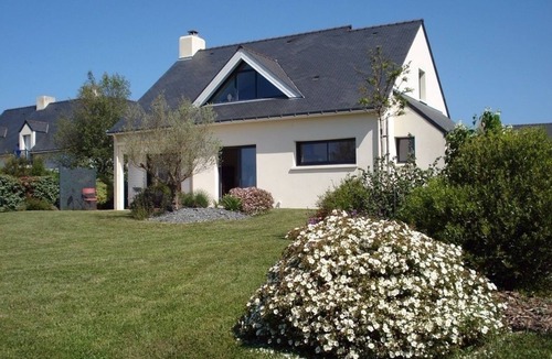 Mesquer House | Maison 10min à Pied de la Plage Lanséria - 10 Pers - Grand Jardin au Calme