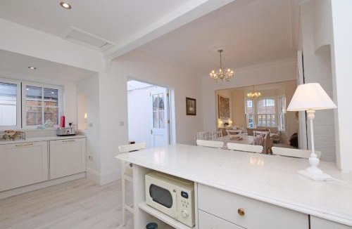 York House | Maison 24