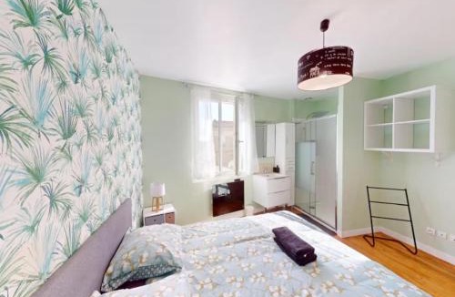 Saint-Macaire House | Maison 3 Chambres - 3 SDB - garage