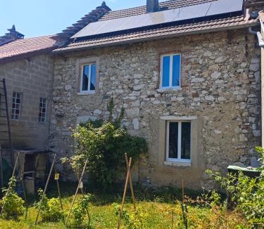 Peyrieu Apartment | Maison 36