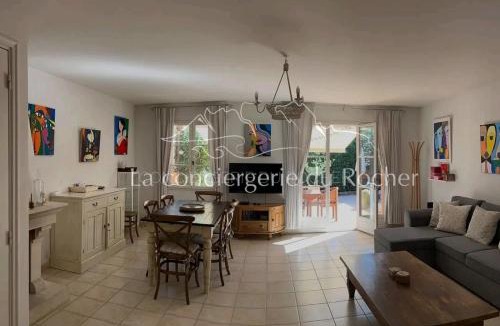 La Rouviere House | Maison 6 personnes au calme avec piscine, golf, tennis