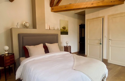Saint-Aignan Bed & Breakfast | Maison Adrienne/Chambre beige Charming guest house, 4 km from Beauval Zoo