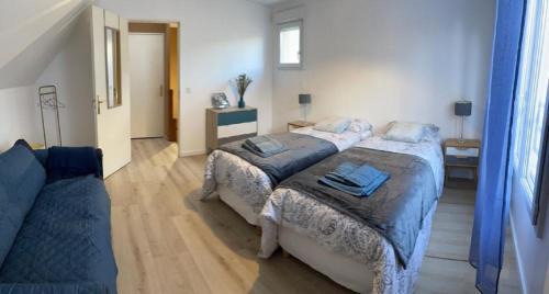 Les Puces de Saint-Ouen Apartment | Maison agréable et spacieuse aux portes de Paris et du métro