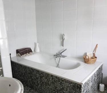 Zafarraya House | Maison Andalouse avec piscine