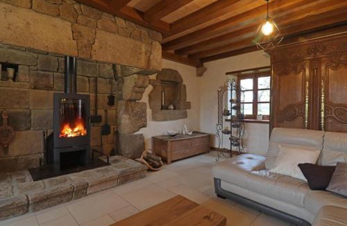 Ceauce House | Maison authentique près d'un étang avec animaux acceptés, linge et ménage inclus - FR-1-497-142