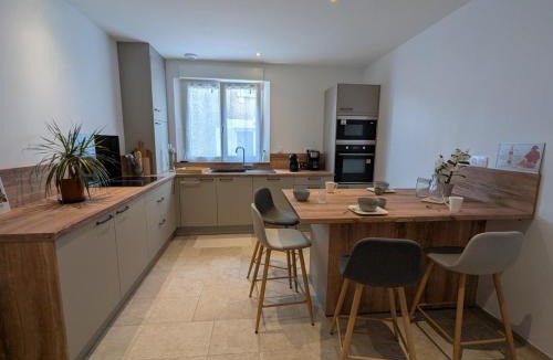 Saint-Simon House | Maison avec climatisation au cœur du village - 6 pers. - FR-1-653-290