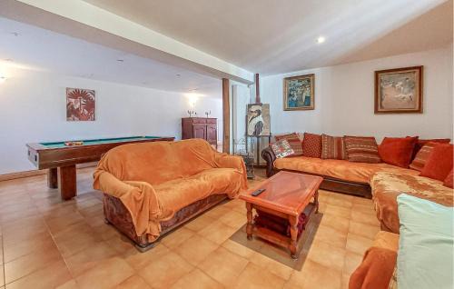 Couze-et-Saint-Front House | Maison Avec Piscine Et Rivière