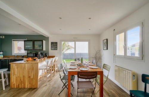Plobannalec-Lesconil House | Maison avec piscine pour 8 - 500m de la plage