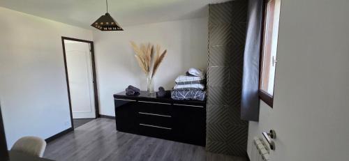 Chateauroux Apartment | Maison avec jardin et garage