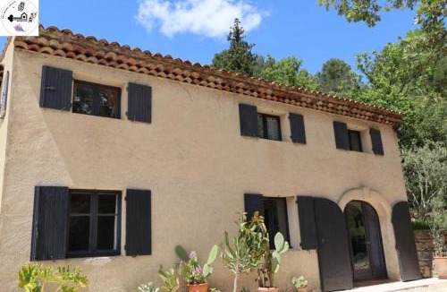 Belcodene Villa | Maison avec piscine privée Proche Cassis et Aix-en-Provence