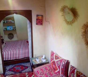 Riad Zitoun Jdid Apartment | Maison avec rooftop 5 min a jamae el fna