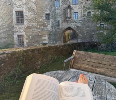 Uzerche House | Maison Bécharie