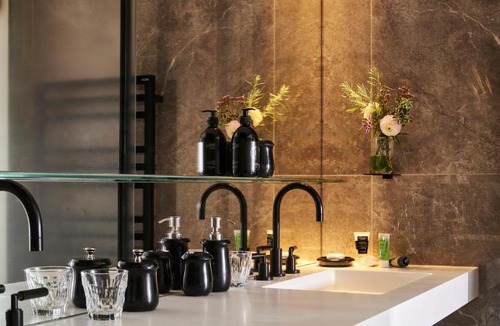 Chaillot Hotel | Maison Barnes Paris Trocadero