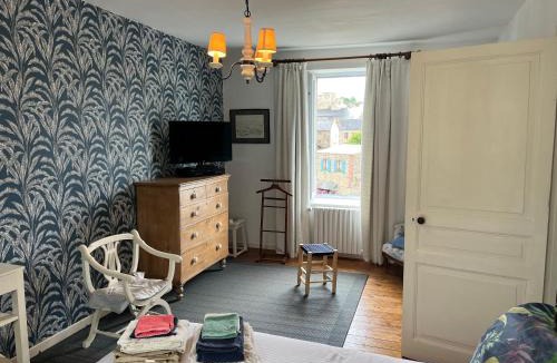 Pontrieux Bed & Breakfast | Maison bleue chambres d hôtes