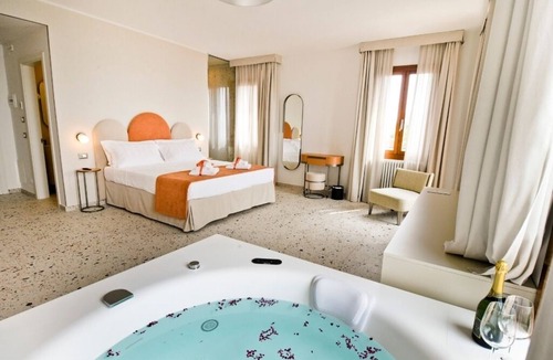 Molina House | Maison Boutique Al Redentore