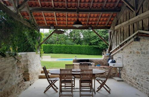 Saint-Martin-l'Ars House | Maison Brunetière