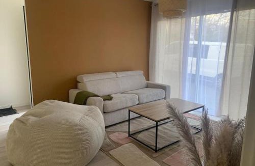 Chatellerault Villa | Maison By Sana proche du lac