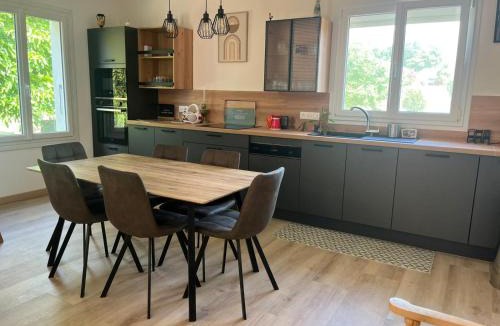 Saint Laurent de la Pree House | Maison Cosy Retour de plage