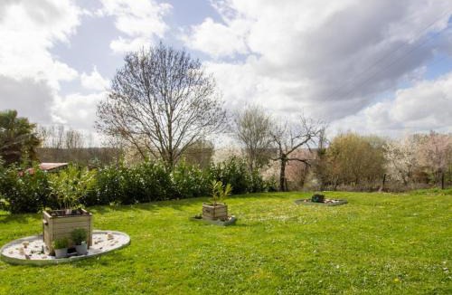 Saint-Martial-de-Valette House | Maison climatisée avec jardin privatif et parking - FR-1-616-305