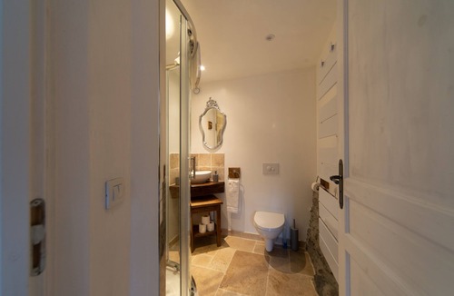 Landry House | Maison Caramel