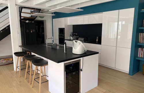 Le Bourget-du-Lac House | Maison Centre Bourget du lac à 3 Minutes de la Plage en Voiture