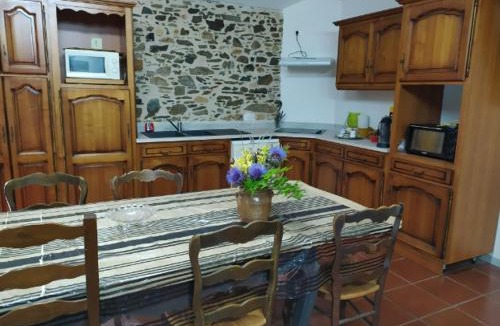 Bagnac-sur-Cele House | Maison chaleureuse à Bagnac-sur-Célé 70 m² avec jardin accueillant