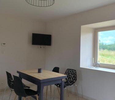 Payrignac House | Maison chaleureuse à la campagne