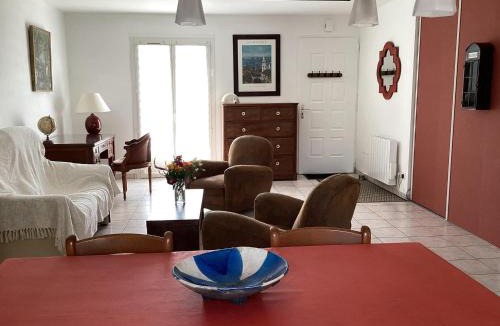 Puilboreau House | Maison chaleureuse 2 chambres