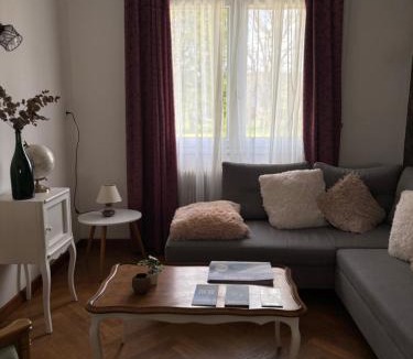 Lanans House | Maison chaleureuse de village - location logement entier
