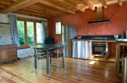 Gembrie House | Maison charmante à Gembrie + Piscine partagée & vue montagne