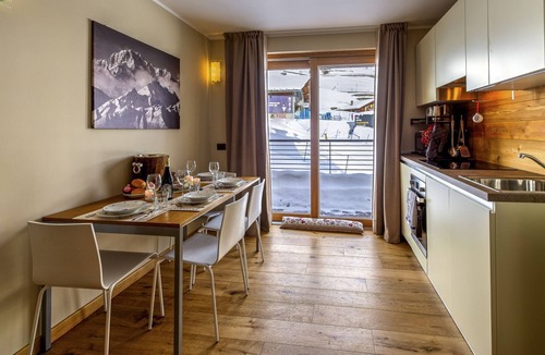 Plan Checrouit Apartment | MAISON CHERCROUIT - Where the trail starts from home