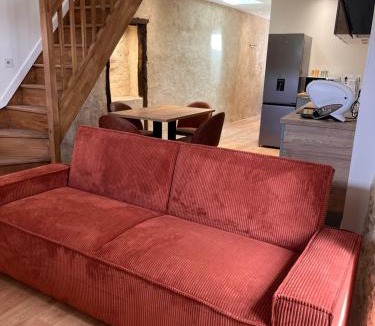 Laurac Apartment | Maison Cocooning au Cœur du Village Historique de Laurac