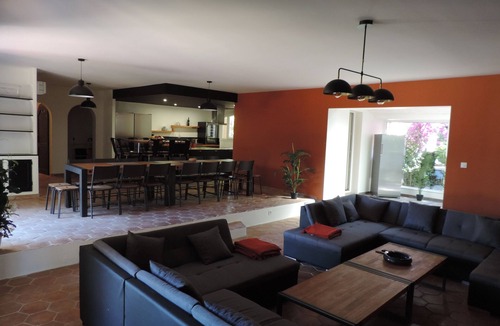 Sanary-sur-Mer House | MAISON CODREY 16 Personnes CENTRE SANARY 10 mn walk from pedestrian streets