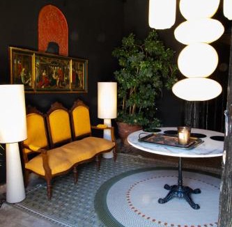 Ampudia Hotel | Maison Conde de la Cebada