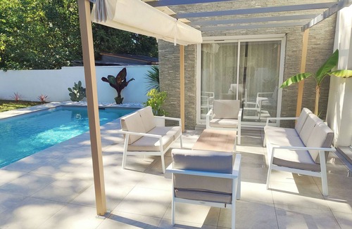 Floirac House | Maison Contemporaine Avec Jardin et Piscine