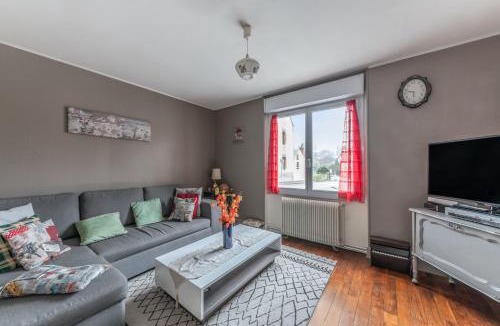 Bourbon-Lancy House | Maison conviviale à Bourbon-Lancy avec équipements modernes