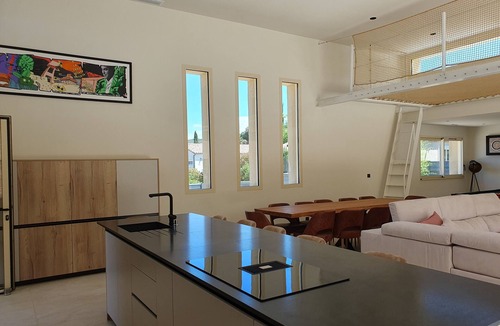 Crespian Villa | Maison D'architecte Alliant Charme, Design et Caractère Dans le Piémont Cévenol