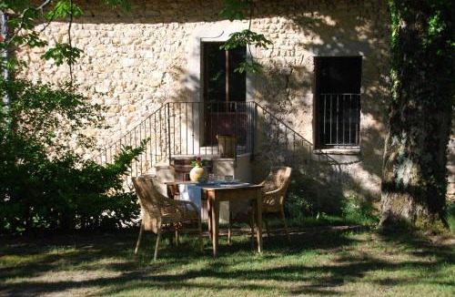 Combovin Bed & Breakfast | Maison d'hôtes Ainsi Soie t-il