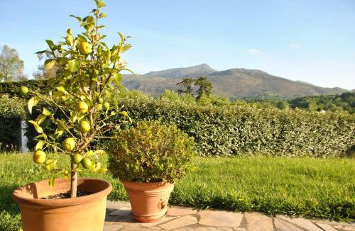 Ascain Bed & Breakfast | Maison d'hôtes Urbegia