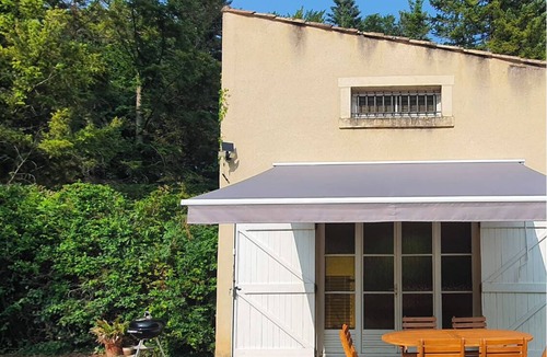 Crest House | Maison Dans un Écrin de Verdure.piscine, Tennis; Idéal Pour se Ressourcer!