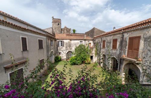 Policastro Bussentino Bed & Breakfast | Maison de Curtis