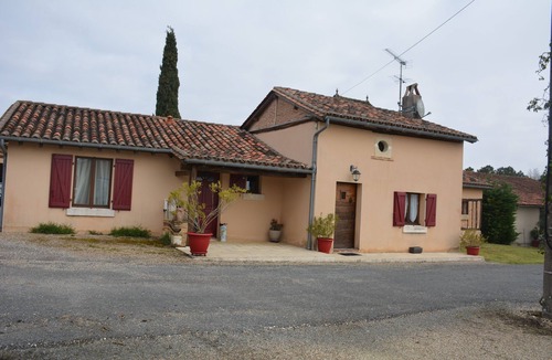 Echourgnac House | Maison de Campagne au Coeur de la Double Avec Piscine