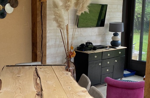 Lombron House | Maison de Campagne Avec Piscine Pour des Week-ends en Famille ou Entre Amis