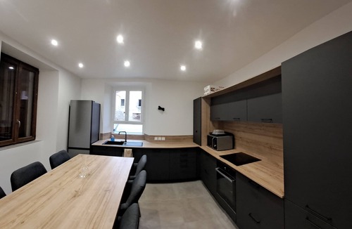 La Beaume House | Maison de Campagne Entièrement Rénovée
