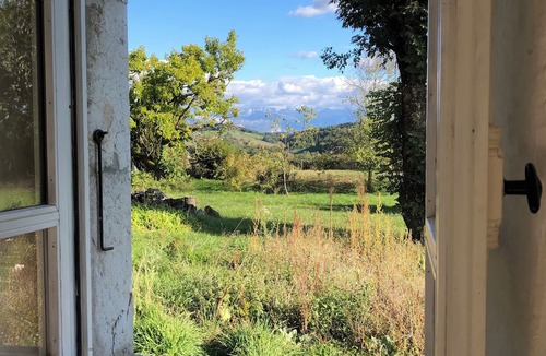 Thusy House | Maison de Campagne Isolée sur Terrain de 1 Hectare