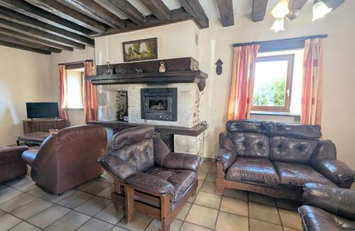 Arthon House | Maison de campagne près de Châteauroux, pour familles - FR-1-591-777